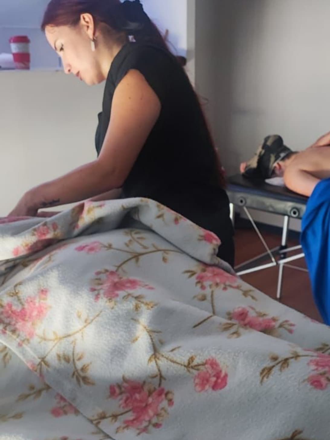 Clase Práctica Masaje de Relajación en Hombros - Curso de Masoterapia - Innova